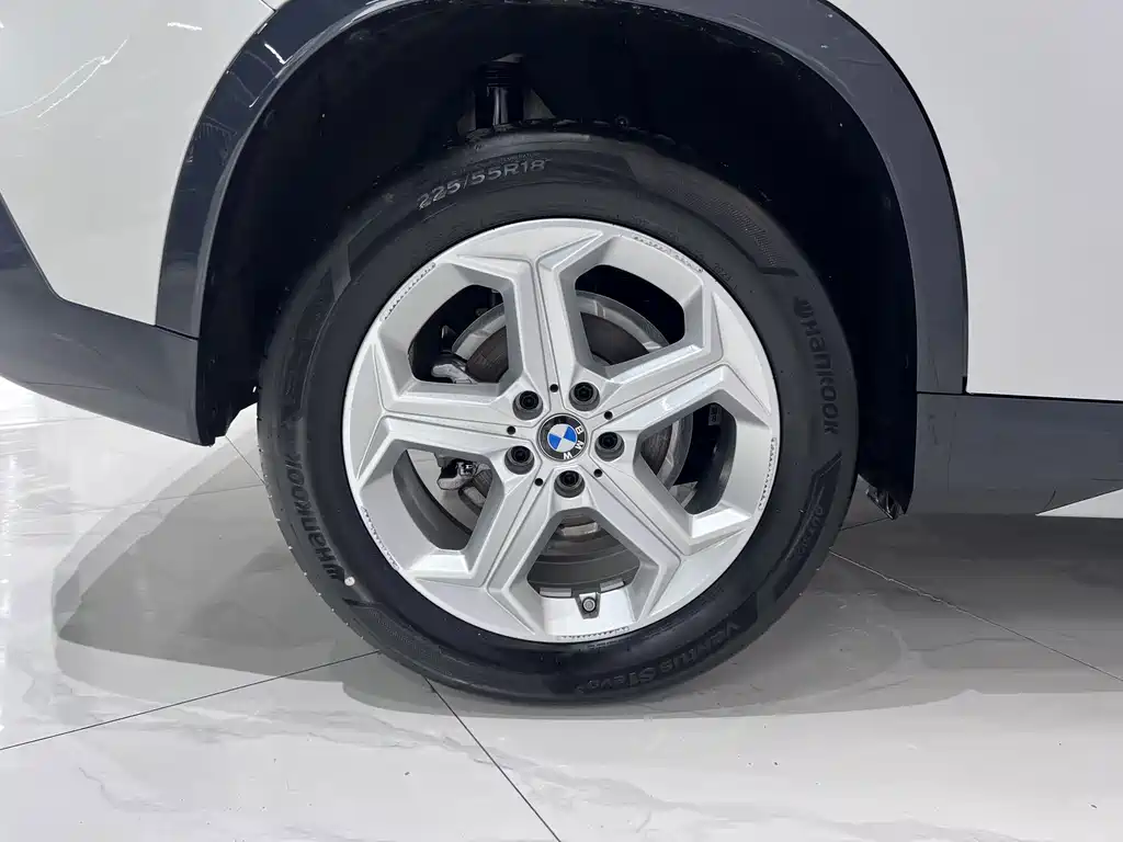 BMW X1 — миниатюра 20