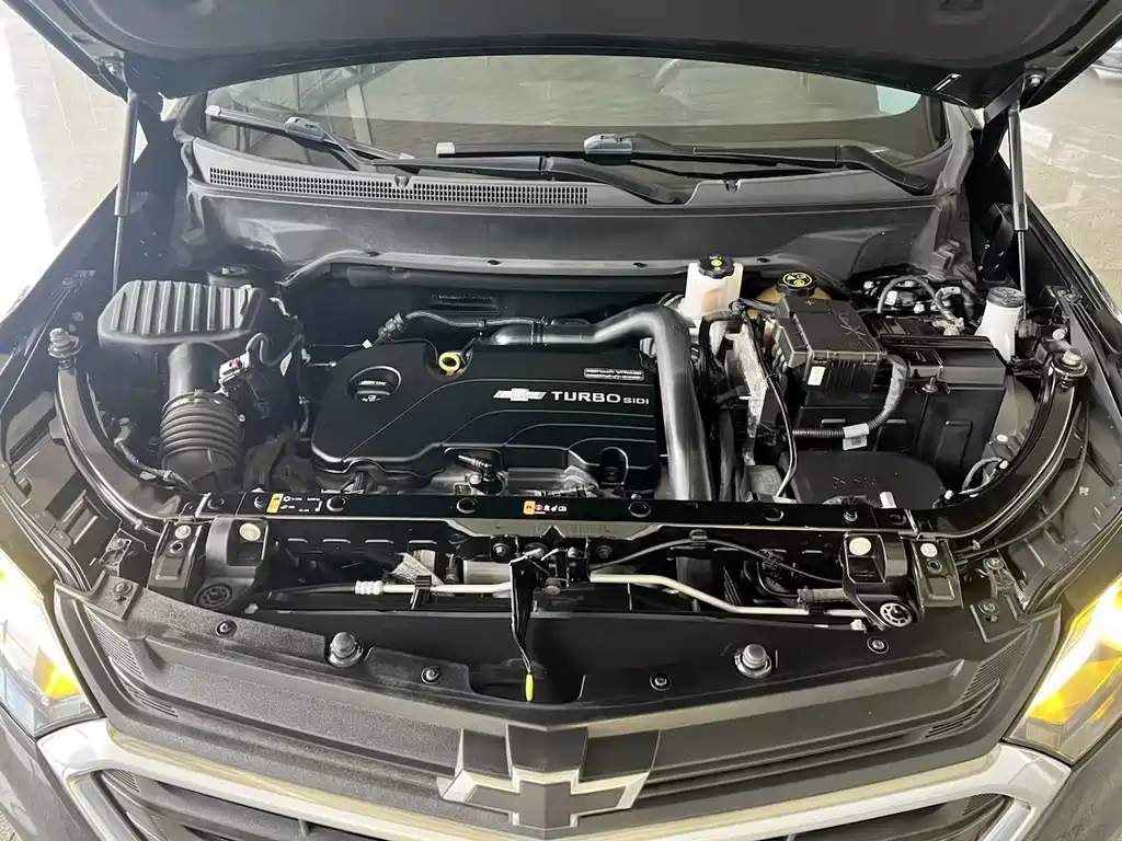 Chevrolet Equinox — миниатюра 15