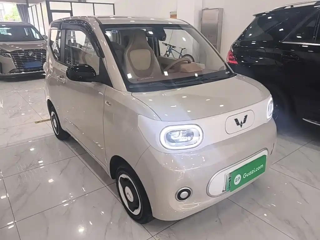 Wuling MINIEV — миниатюра 4