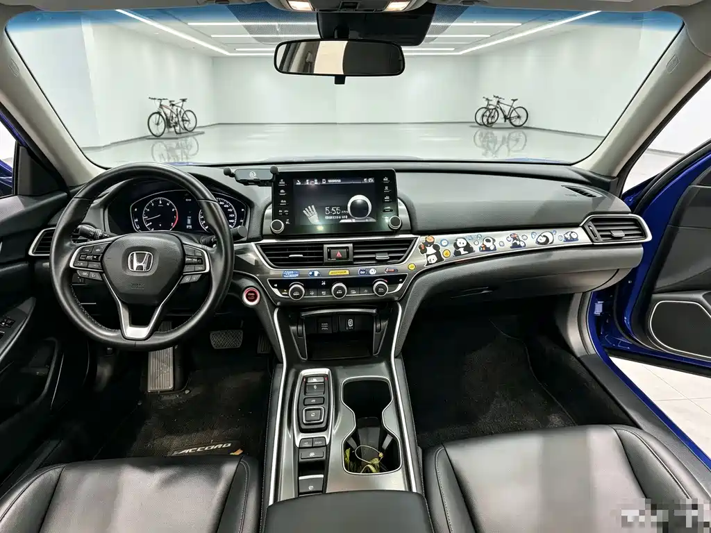 Honda Accord — миниатюра 8