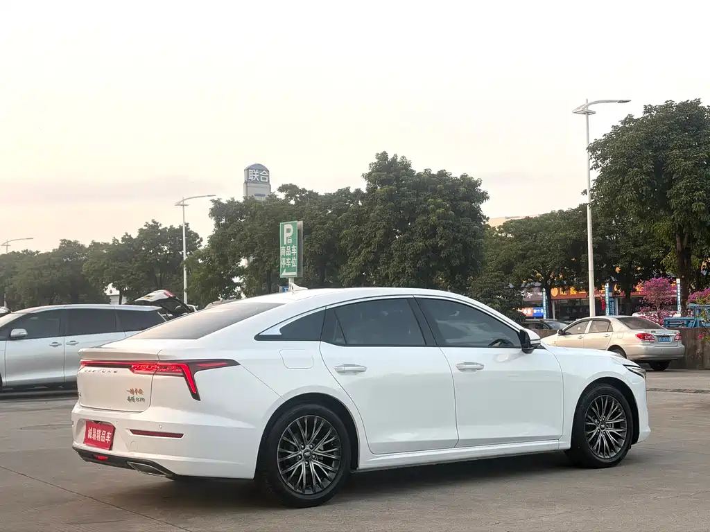 Bestune B70 — миниатюра 6