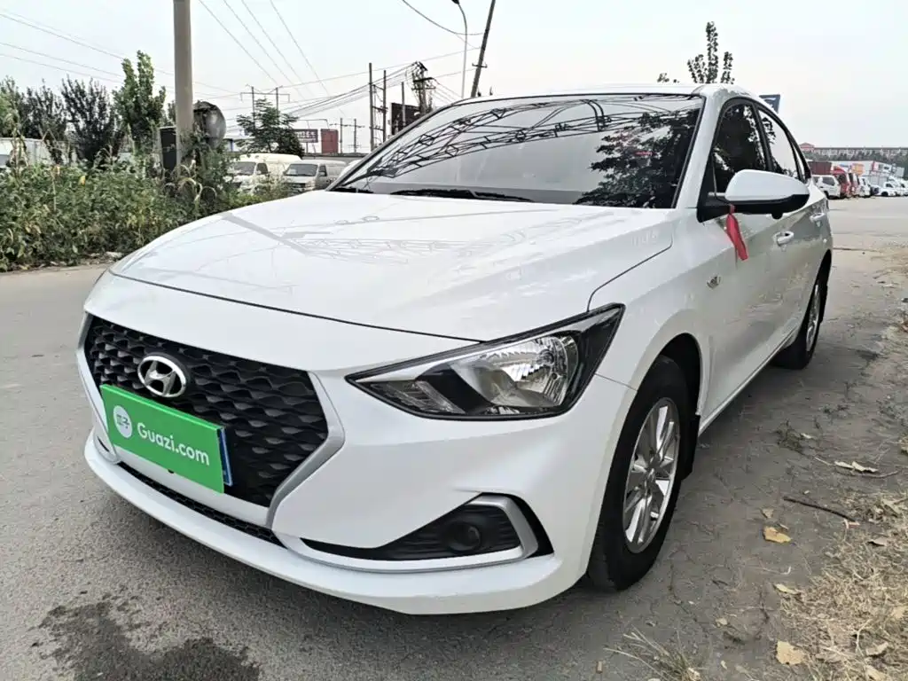 Hyundai Elantra — миниатюра 2