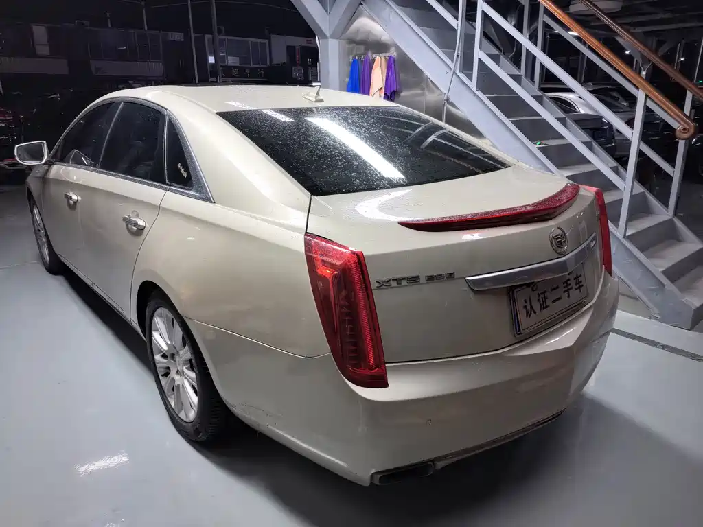 Cadillac XTS — миниатюра 5
