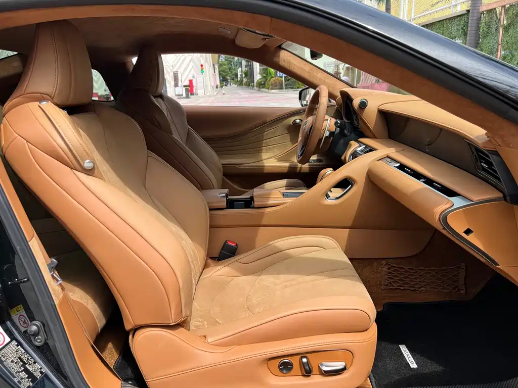 Lexus LC — миниатюра 12