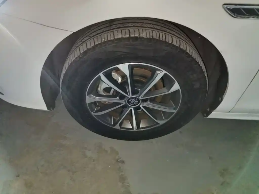 BYD Qin PLUS — миниатюра 23