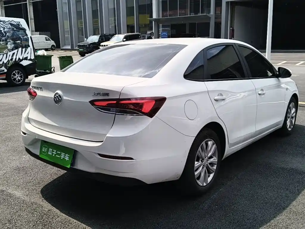Buick Excelle — миниатюра 7