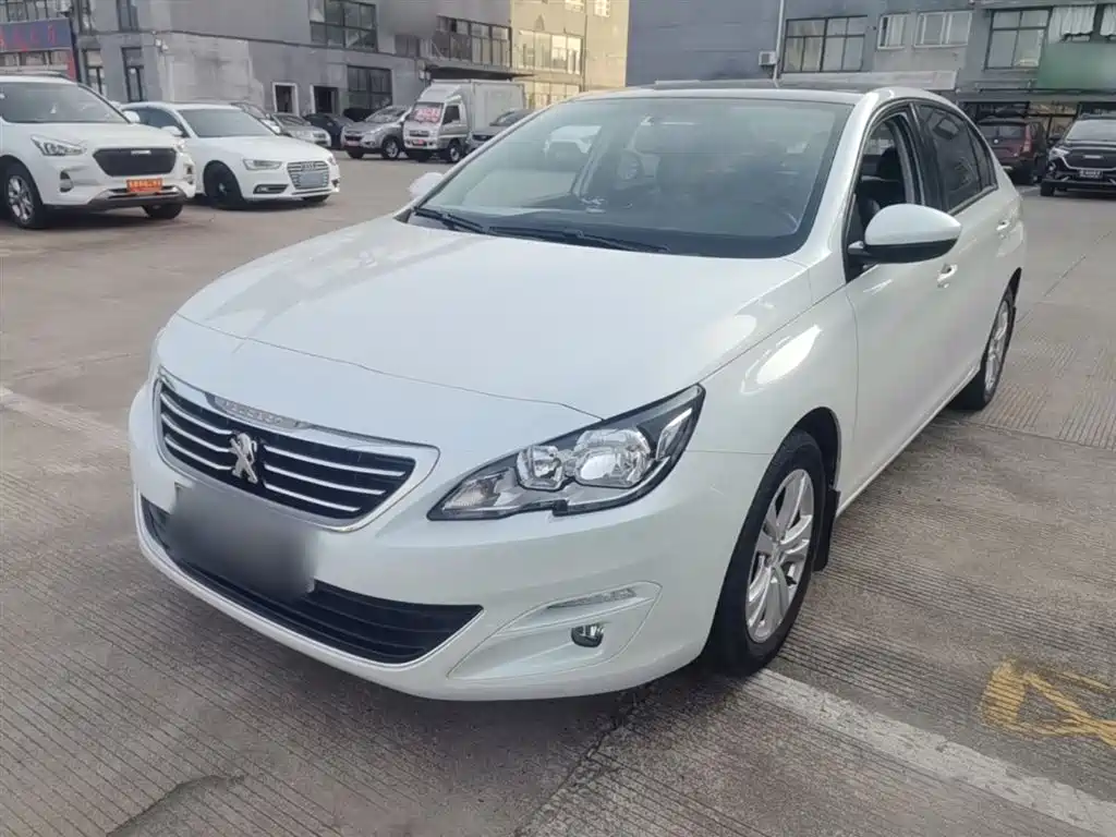 Peugeot 408 2015