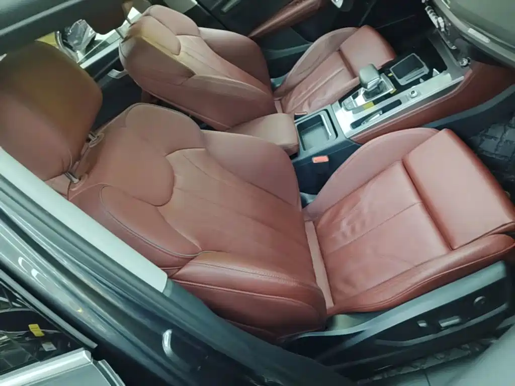 Audi Q5L — миниатюра 25