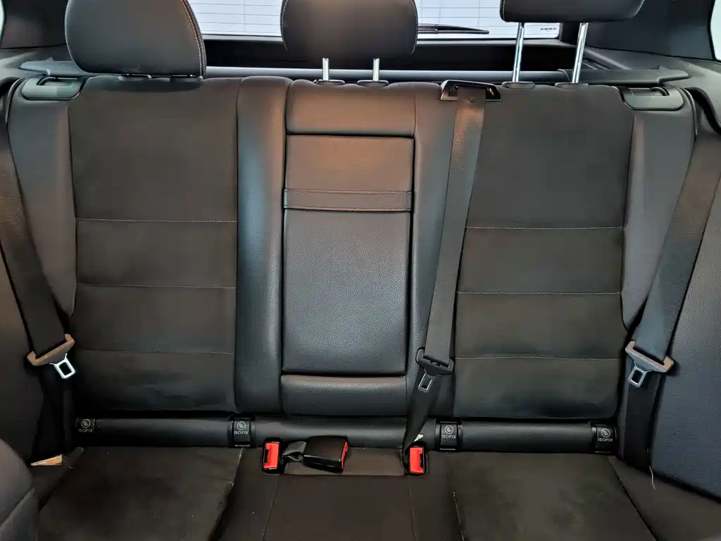 Mercedes-Benz GLK-Class — миниатюра 9
