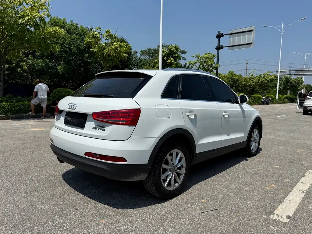 Audi Q3 — миниатюра 4