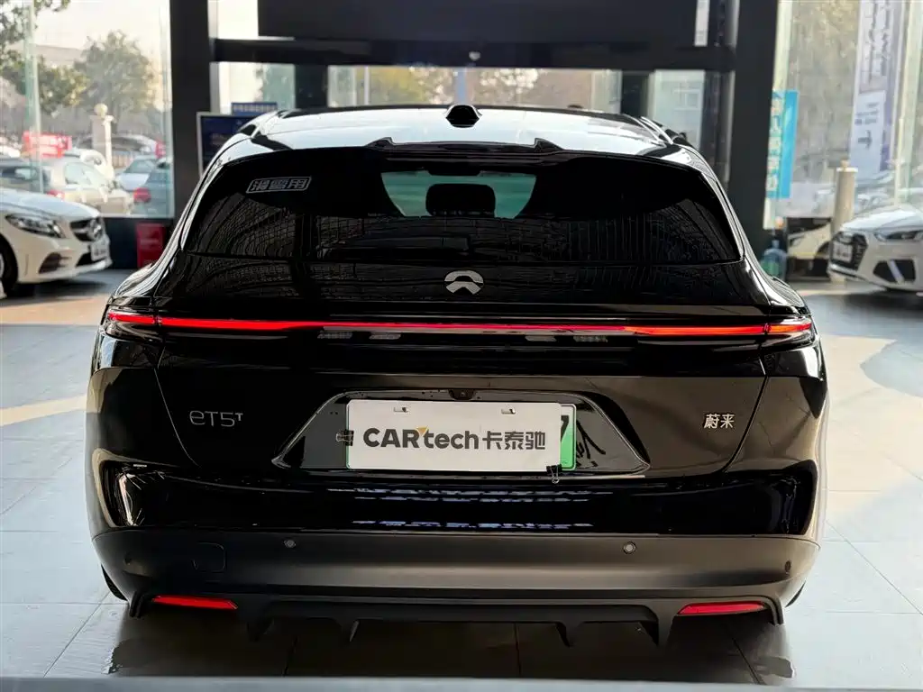 NIO NIO ET5T