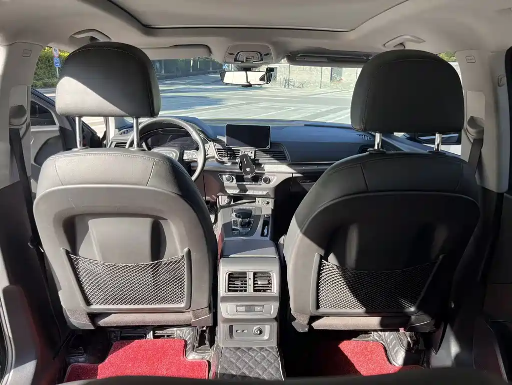 Audi Q5L 2020 45 TFSI Premium Fashion