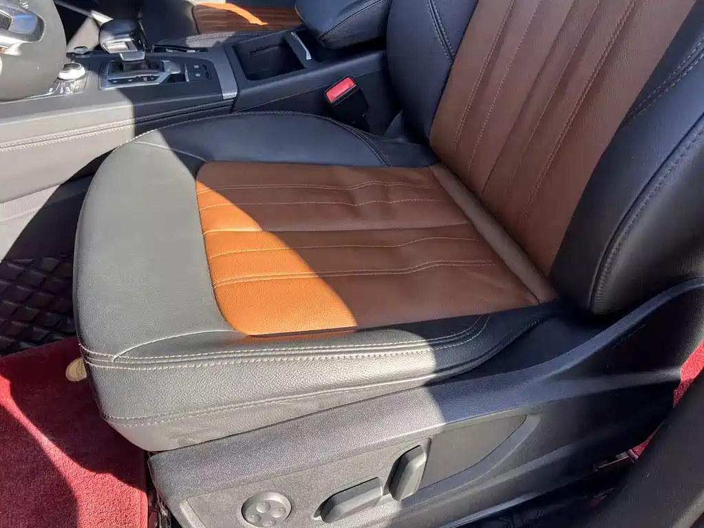 Audi Q5L 2020 45 TFSI Premium Fashion