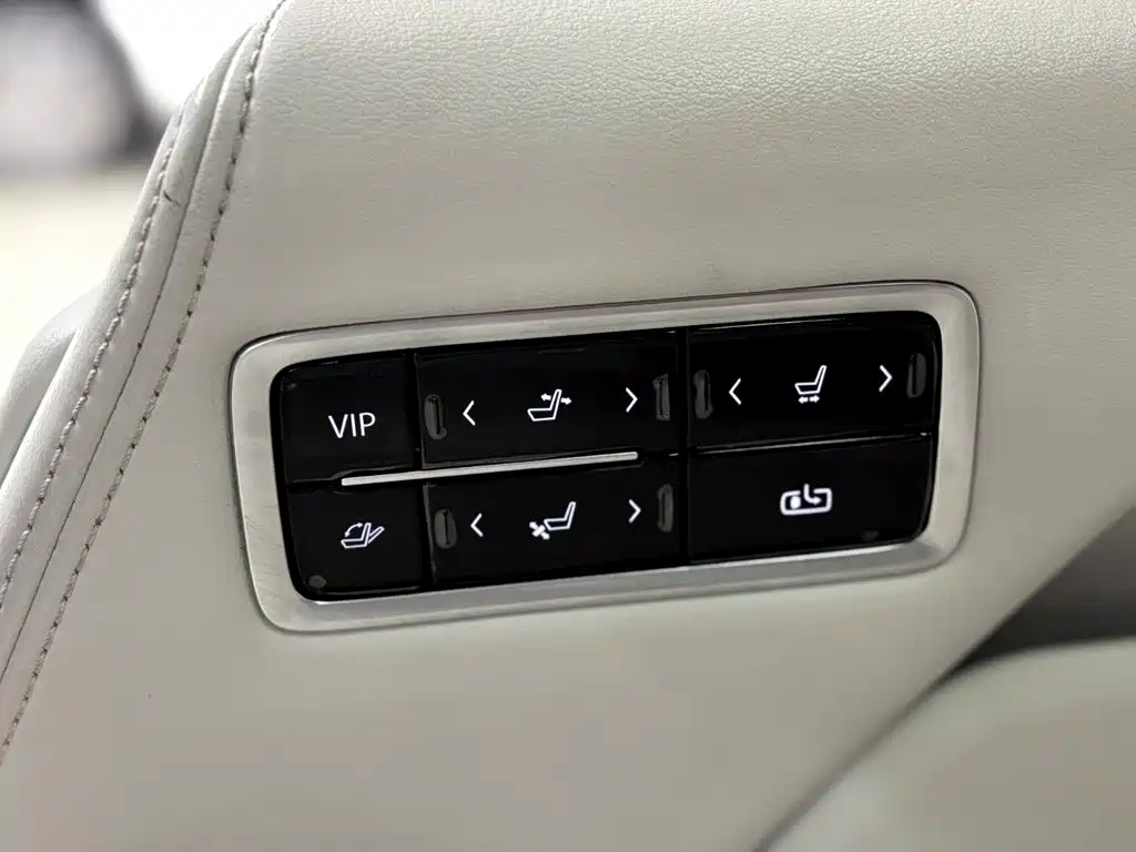 Buick Century — миниатюра 18