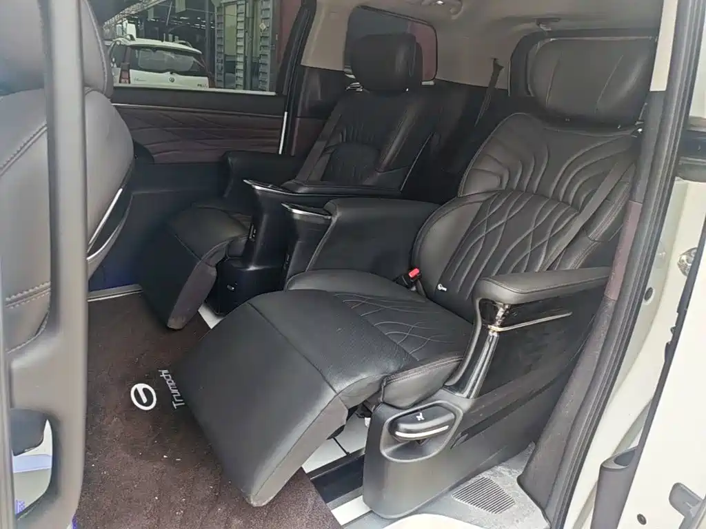 GAC Motor Trumpchi M8 — миниатюра 17