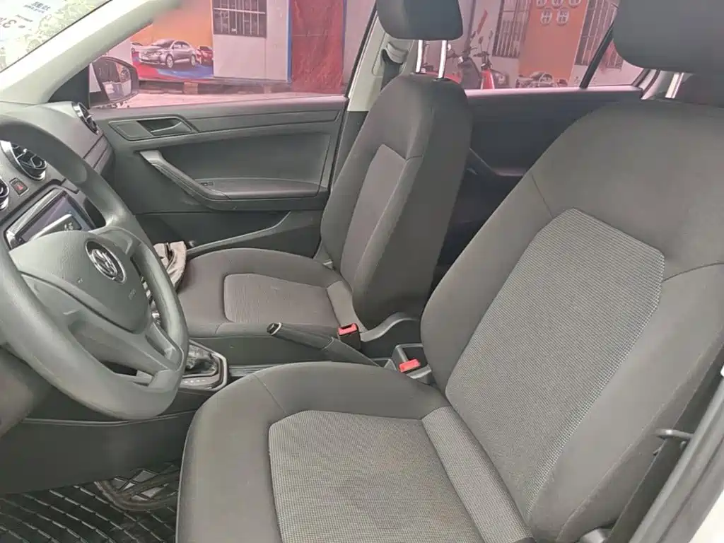 Volkswagen Jetta — миниатюра 15