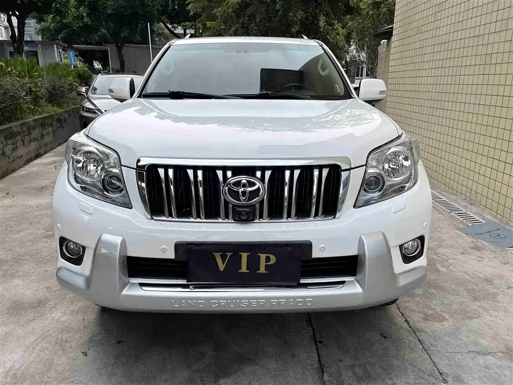 Toyota Land Cruiser Prado 2010 4.0L AT VX NAVI