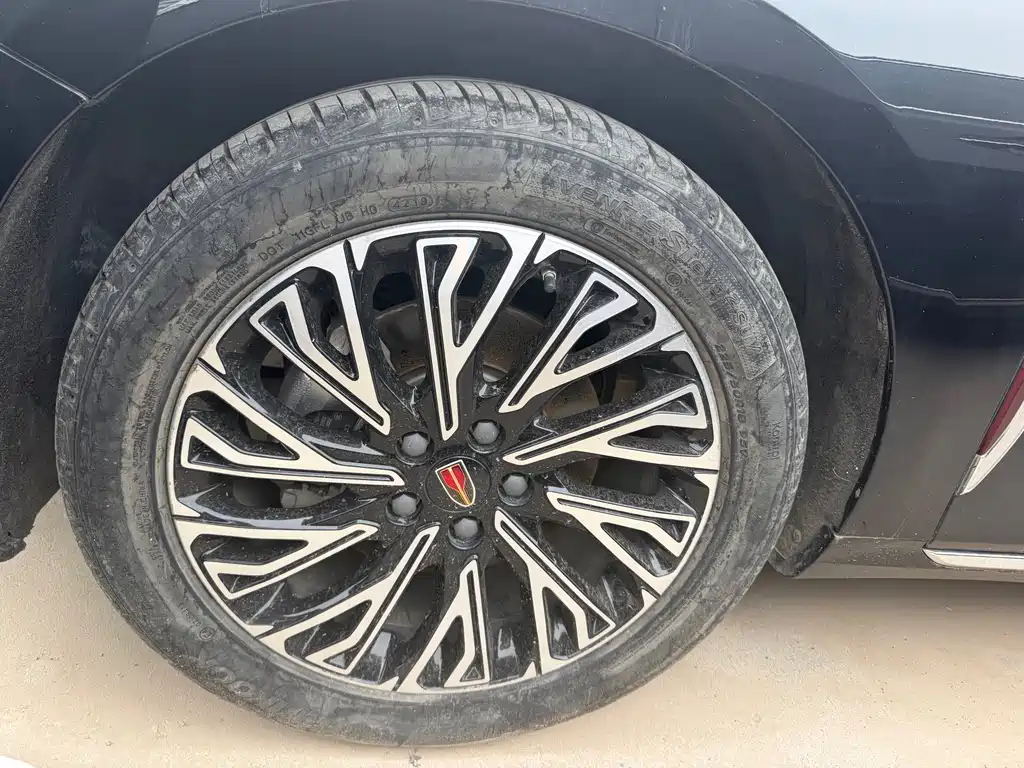 Hongqi Hongqi H5 — миниатюра 5