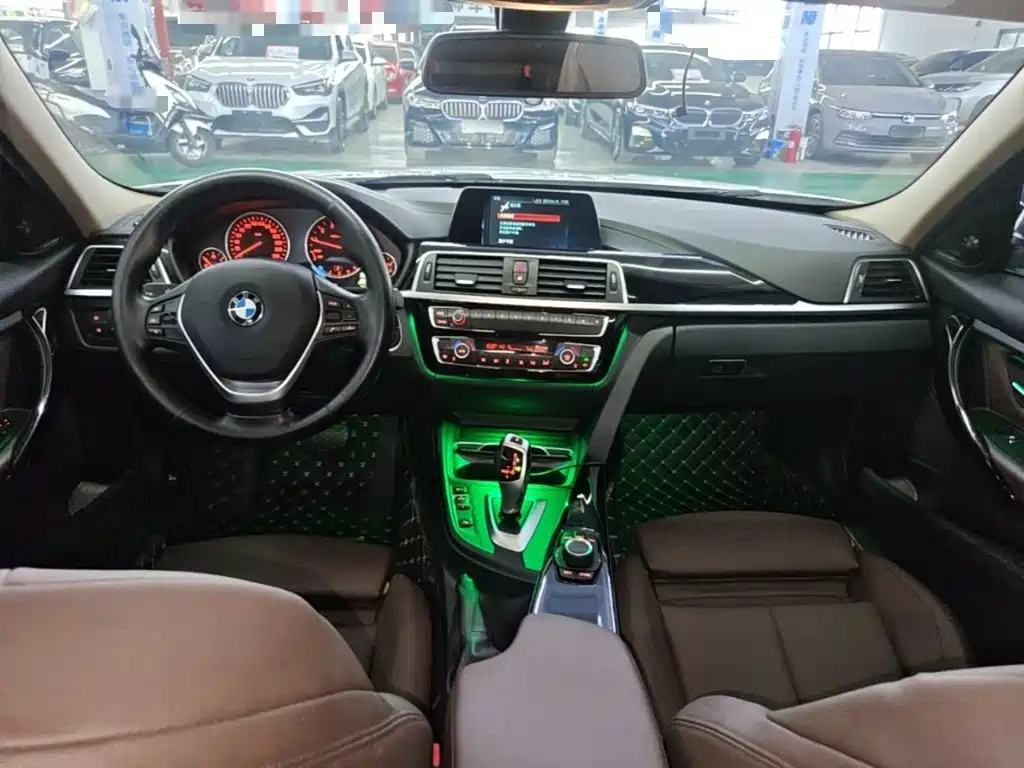 BMW 3 Series — миниатюра 10