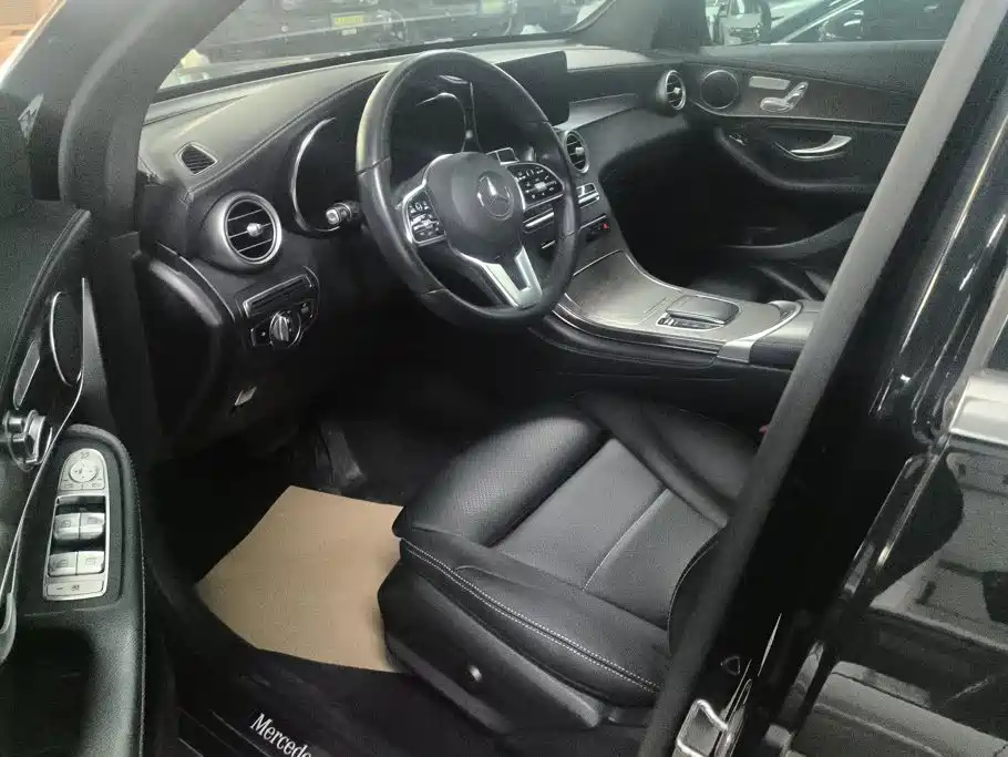 Mercedes-Benz GLC — миниатюра 9