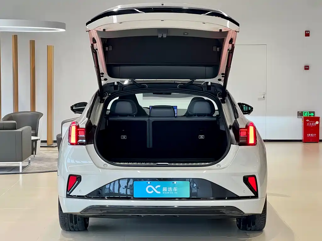 ZEEKR EXTREME KRYPTON 001