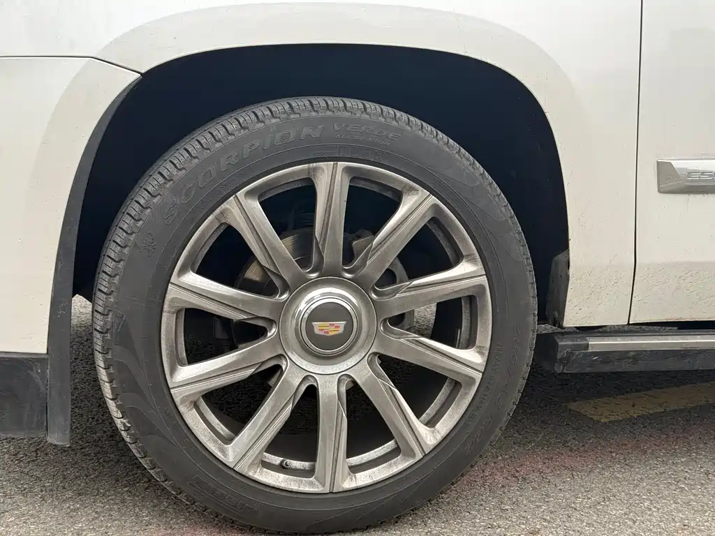 CADILLAC ESCALADE ESCALADE