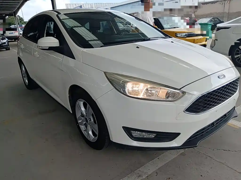 Ford Focus — миниатюра 4