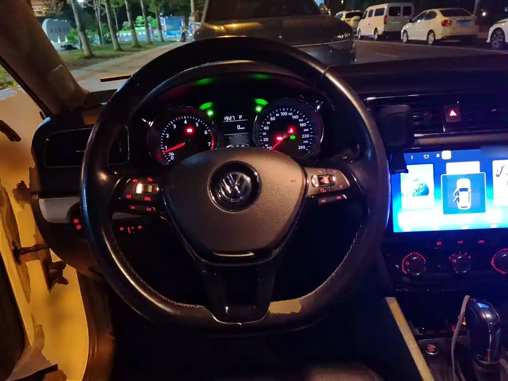 Volkswagen Sagitar — миниатюра 11