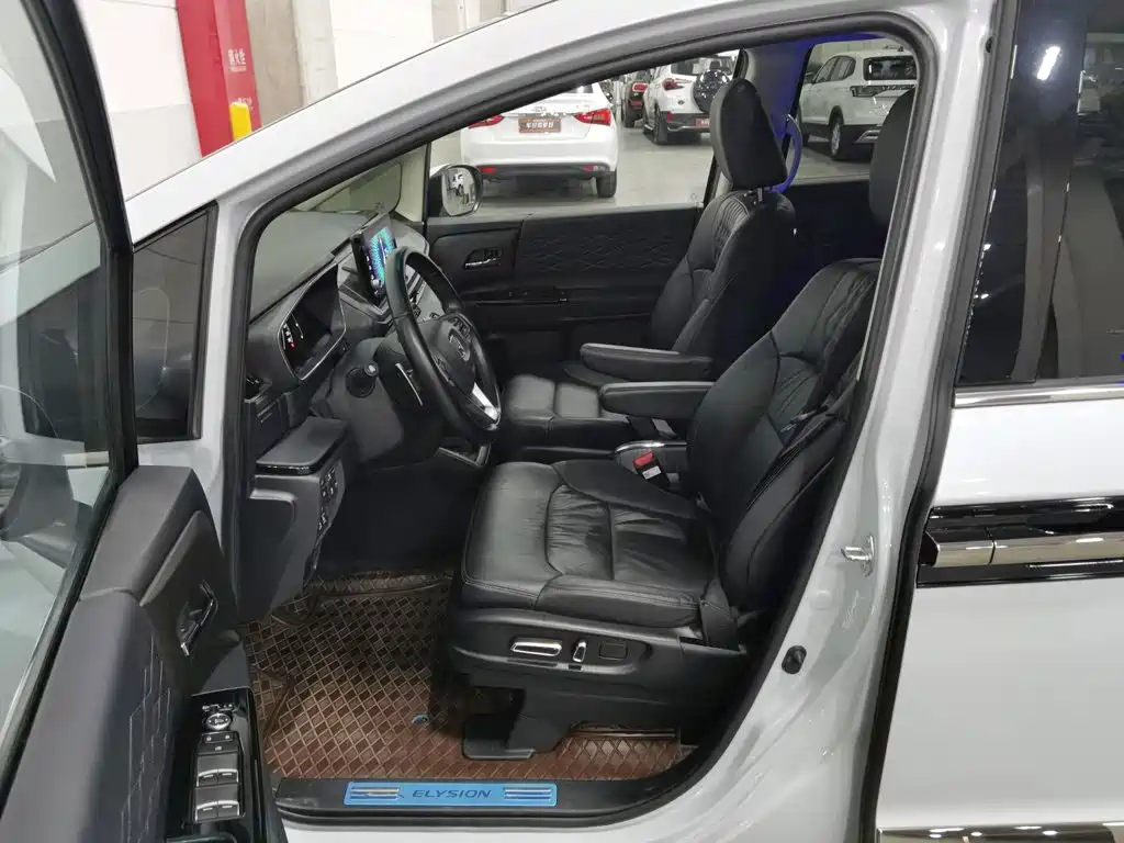 Honda Elysion — миниатюра 10