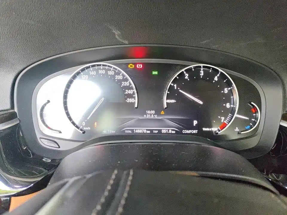 BMW 5 Series — миниатюра 8