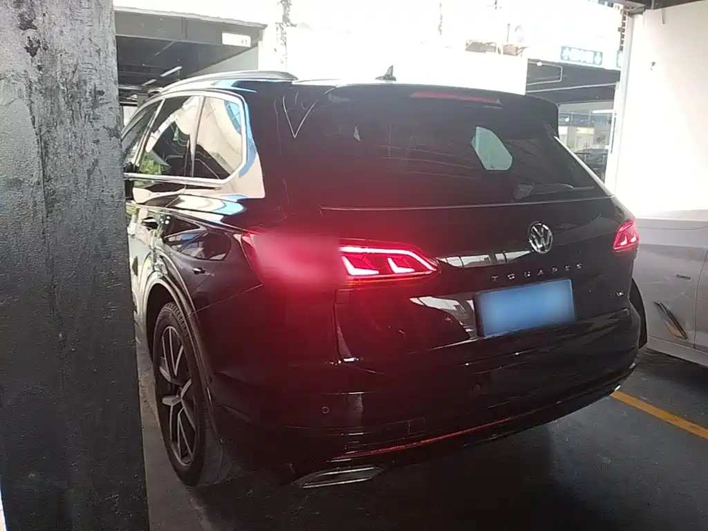 Volkswagen Touareg — миниатюра 5