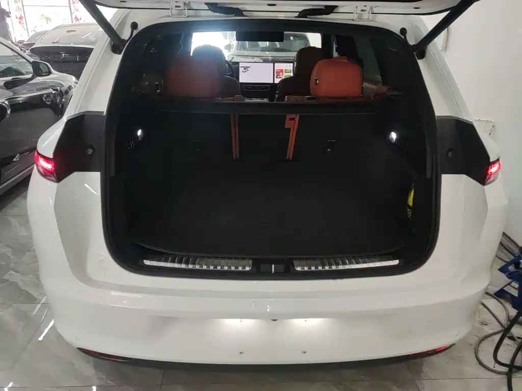 Li Auto Li L7 — миниатюра 19