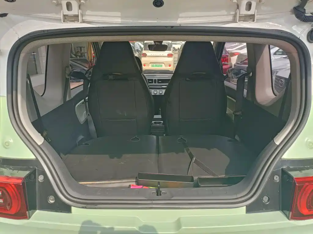 Wuling MINIEV — миниатюра 10