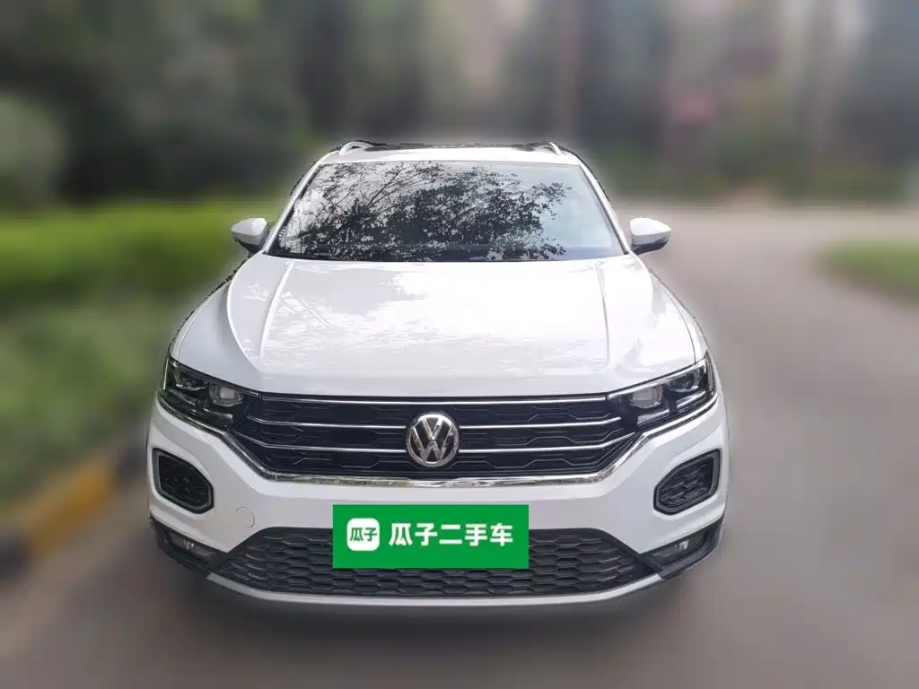 Volkswagen T-Roc — миниатюра 2