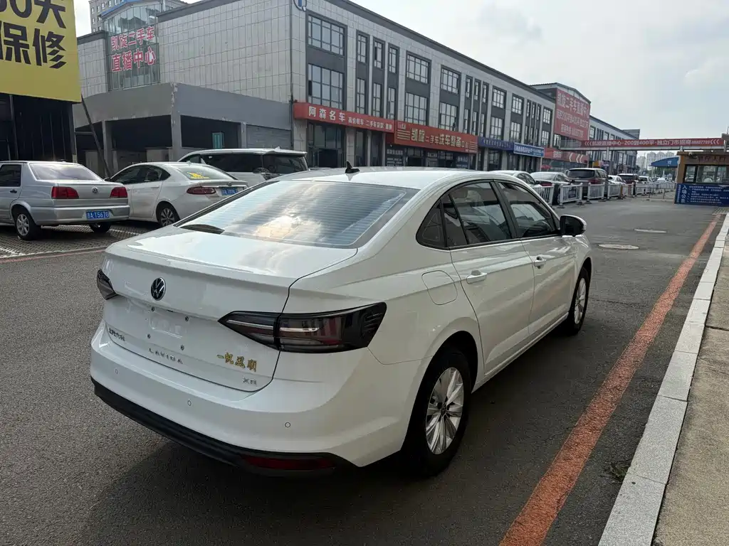 Volkswagen Lavida — миниатюра 12