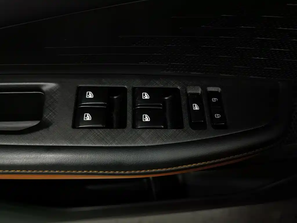 Changan UNI-V — миниатюра 9