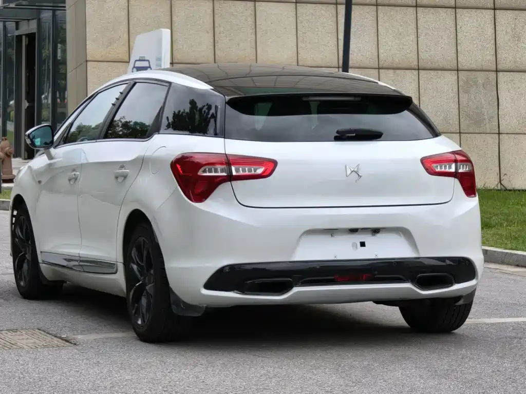 DS DS 5 — миниатюра 5