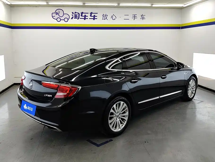 Buick LaCrosse — миниатюра 3