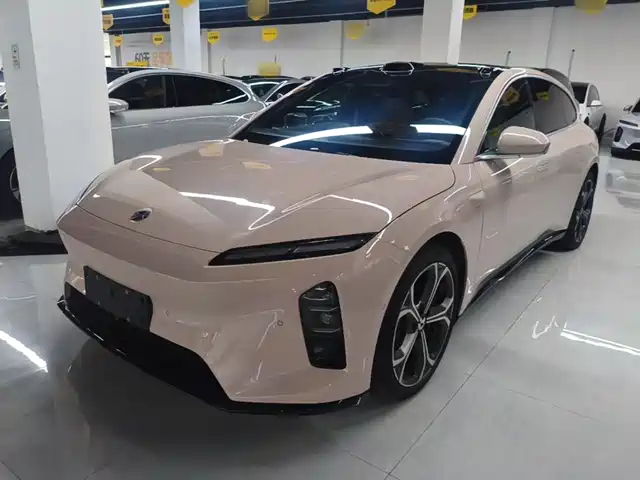 NIO ET5T