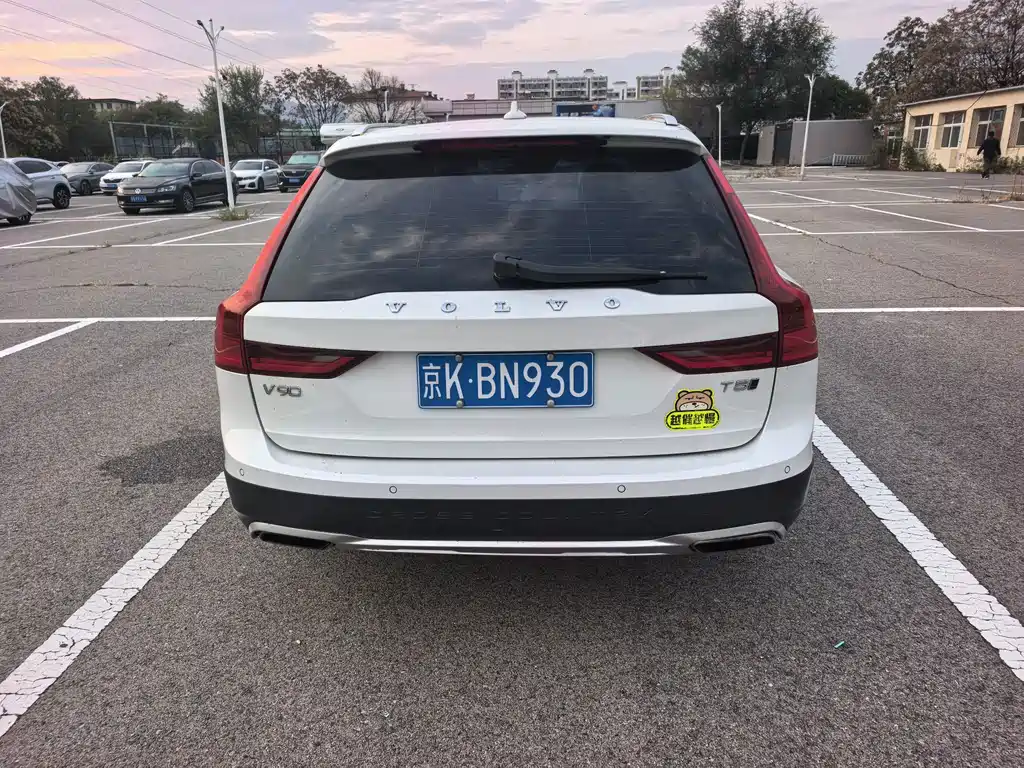 Volvo V90 — миниатюра 5