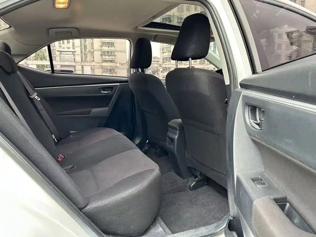 Toyota Corolla — миниатюра 15