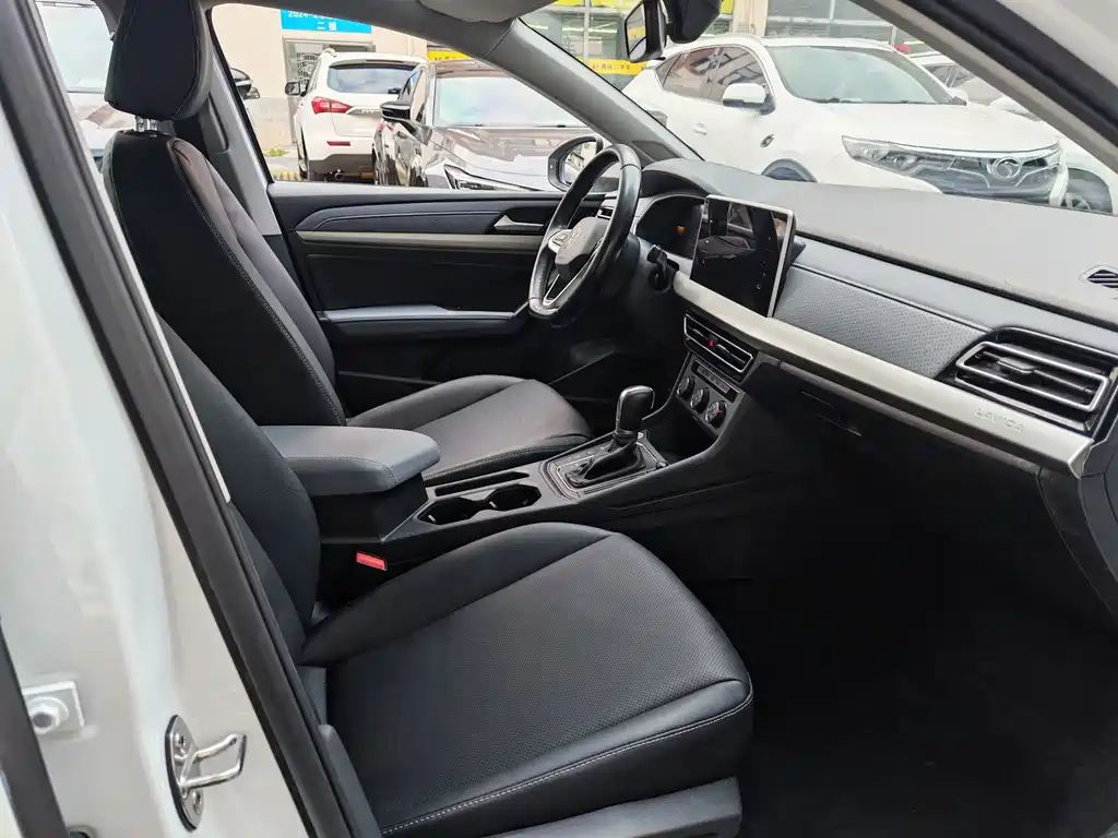 Volkswagen Lavida — миниатюра 15