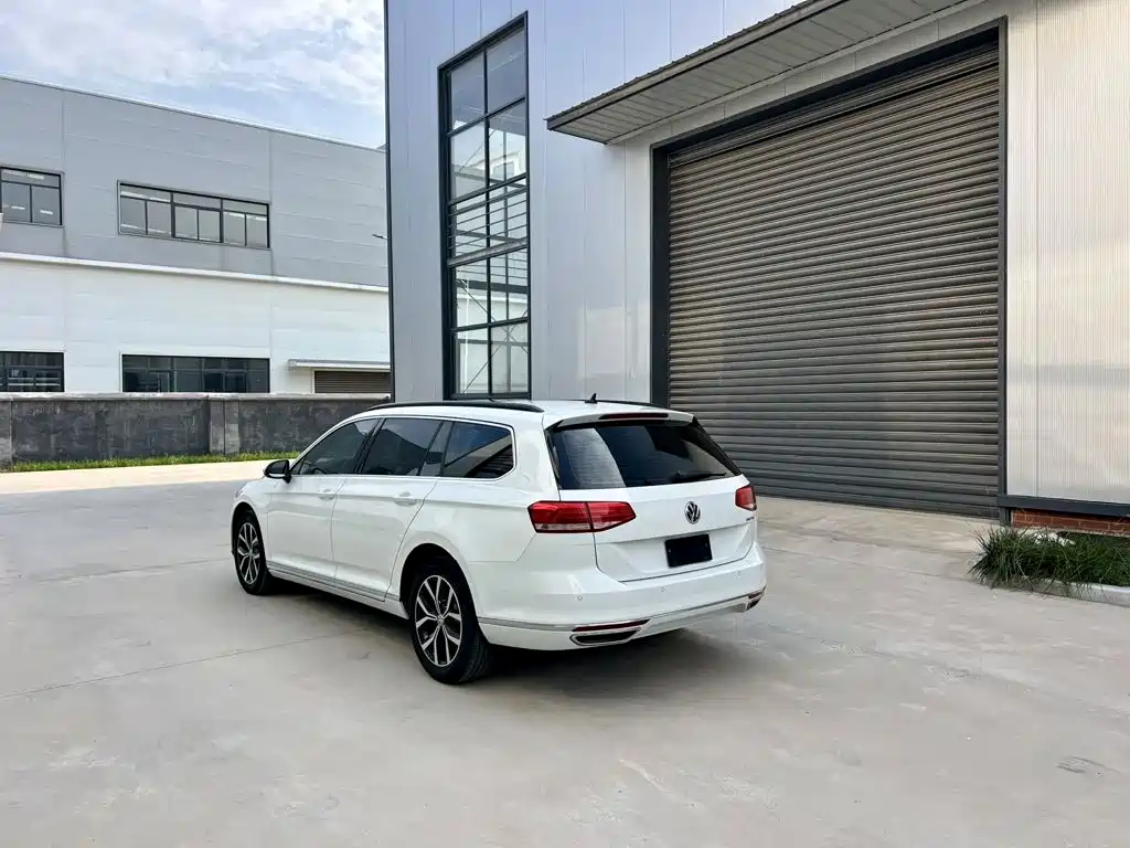 Volkswagen Viloran — миниатюра 9
