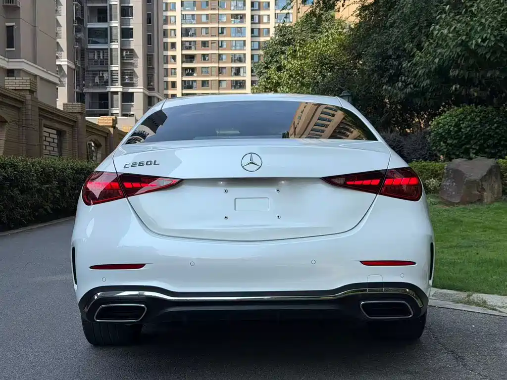 Mercedes-Benz C-Class — миниатюра 5