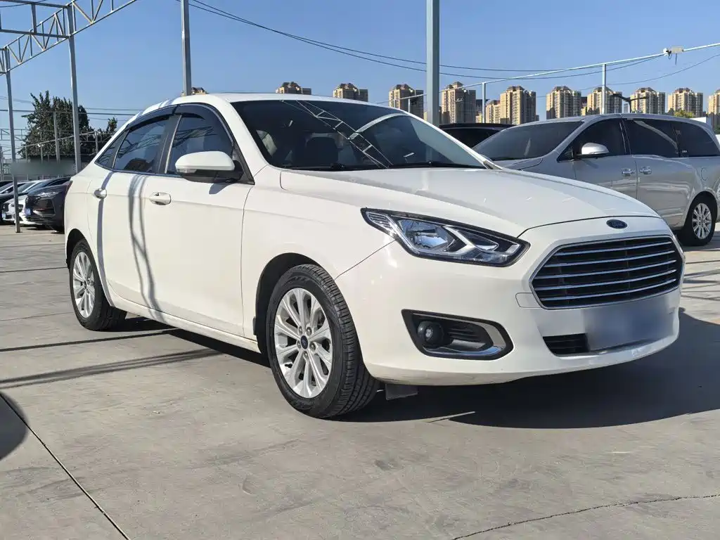 Ford Escort — миниатюра 4