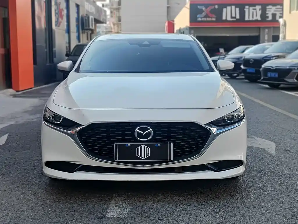 MAZDA 3 ANGKESAILA