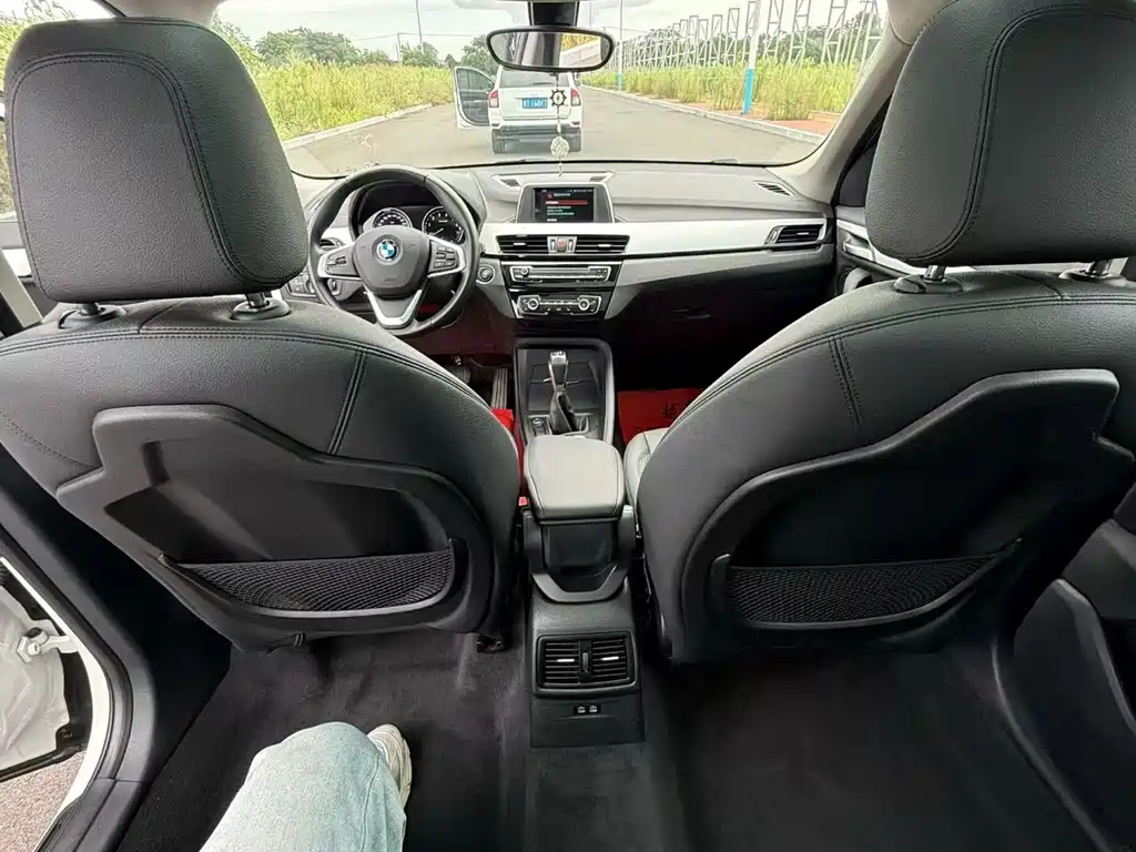 BMW X1 — миниатюра 9