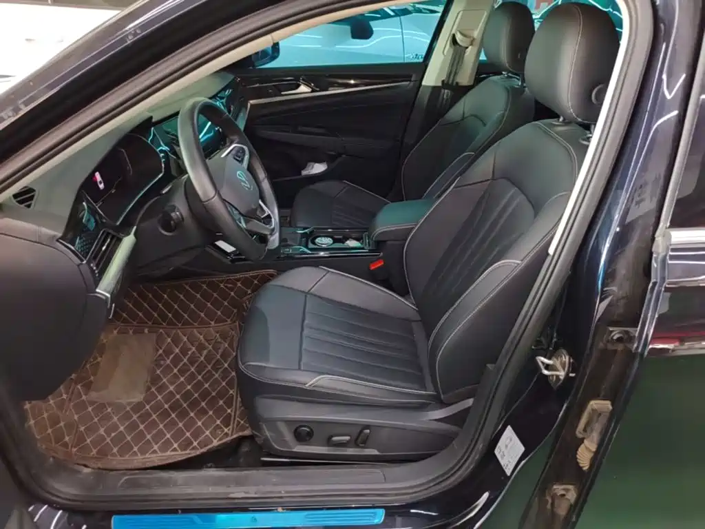 Volkswagen Passat — миниатюра 15