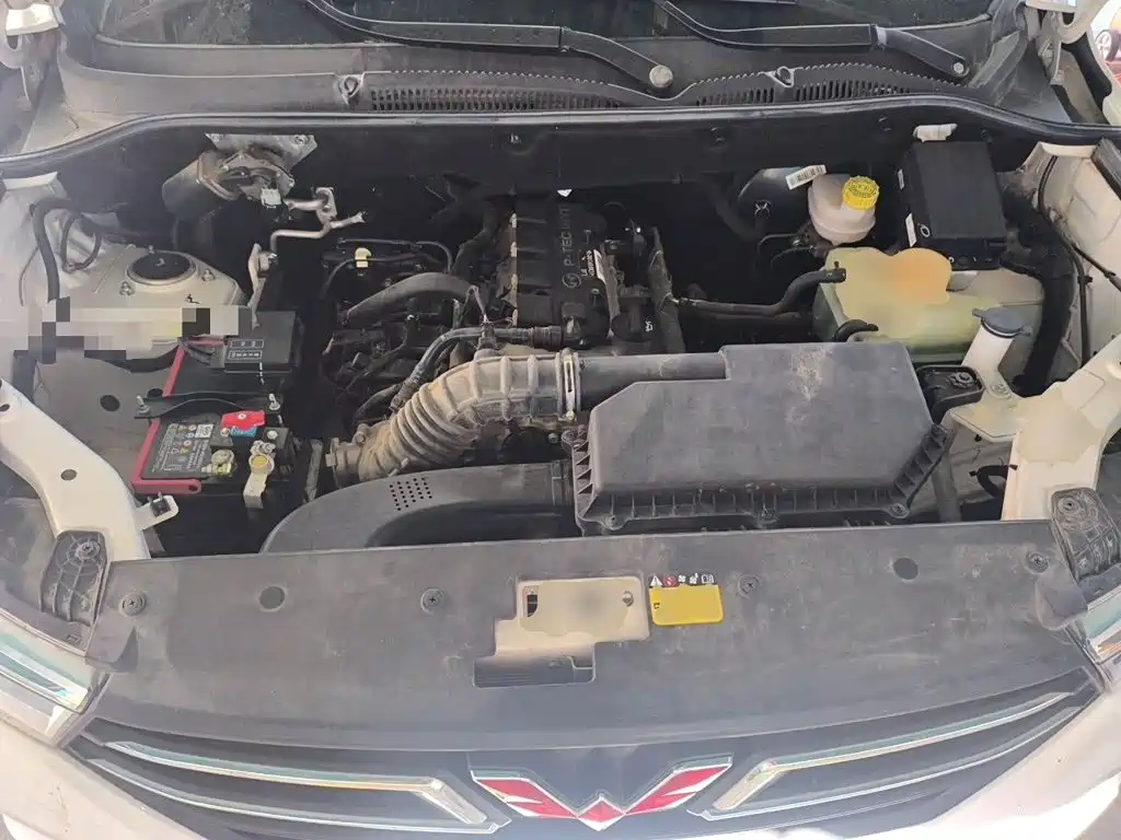 Wuling Hongguang — миниатюра 11