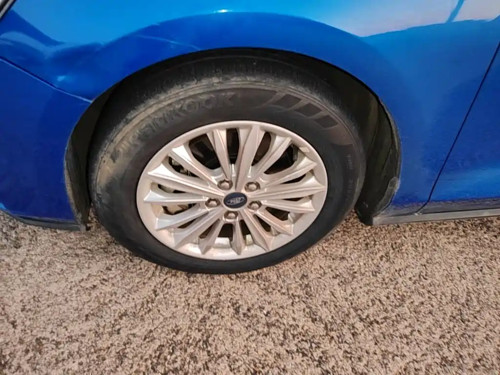 Ford Focus — миниатюра 23